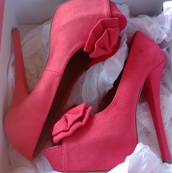 Heels-Lita - Picture 3 of 3